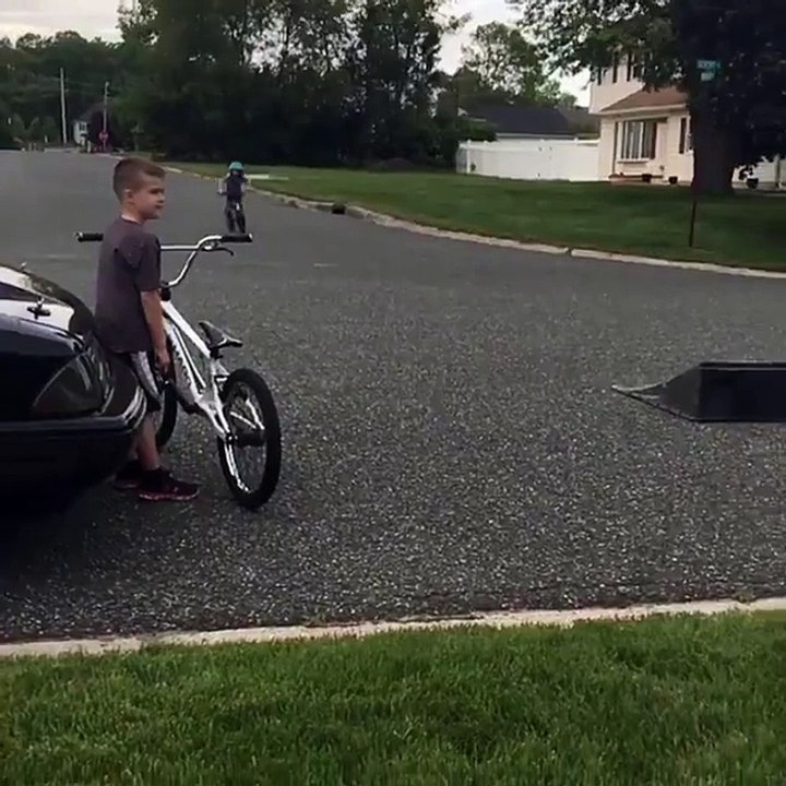 Kid Mega Jump