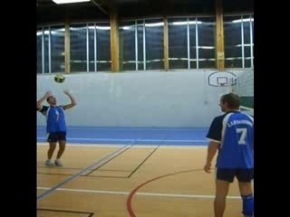 Attaque volley centre