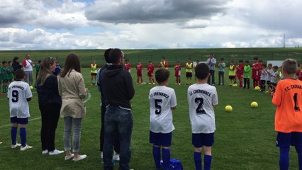 Hommage à un parent de Champs sur Yonne