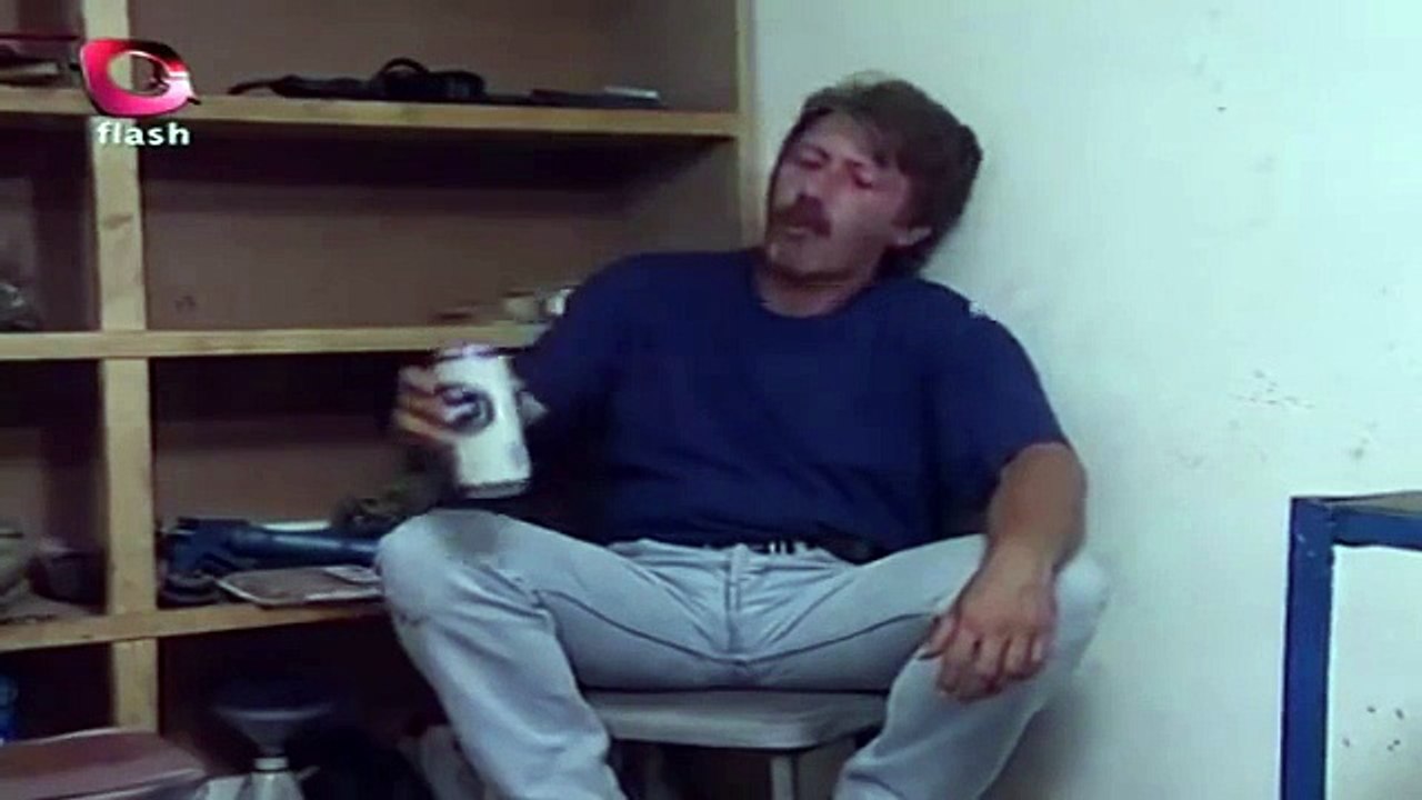 Benim Adım Kazım Bana Keyif Lazım - Sarı Bıyık