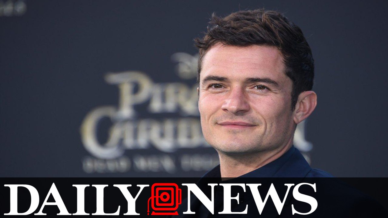 Orlando Bloom Apologizes To Waitress Fired After Sexy Scandal