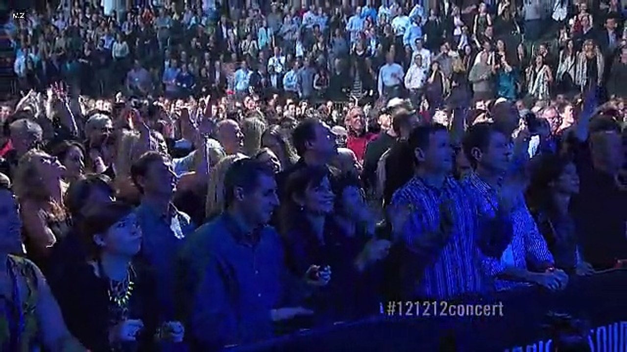 Bon Jovi - Living on a Prayer  (Canlı Performans New York - 2012)