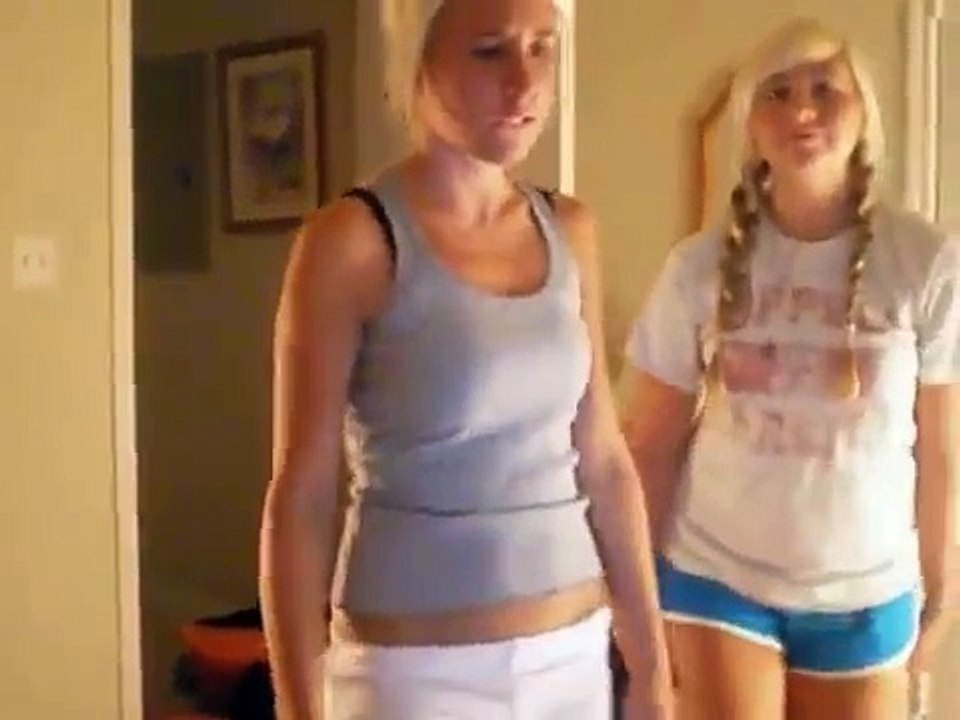 Two blonde with shorts dancing