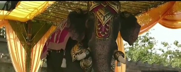 Prabas enterence fight with elephant