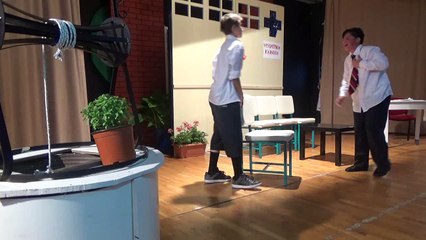 "Οι Γερμανοί Ξανάρχονται" Θεατρική παράσταση 3