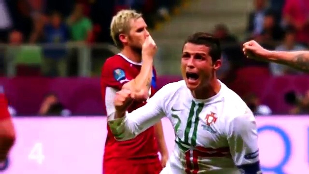 Messi Vs Ronaldo♥ Top 5 Header Goals