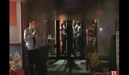Kadıköy'de fast food restoranına silahlı soygun