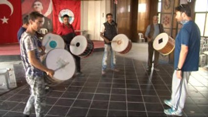 Ramazan Davulcularına Hem Ritim Hem İletişim Eğitimi