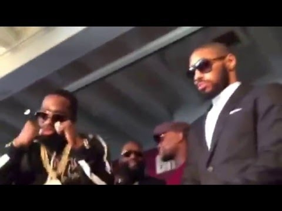 Adrien Broner GOES OFF ON Theophane DURING FACEOFF! - EsNews Boxing