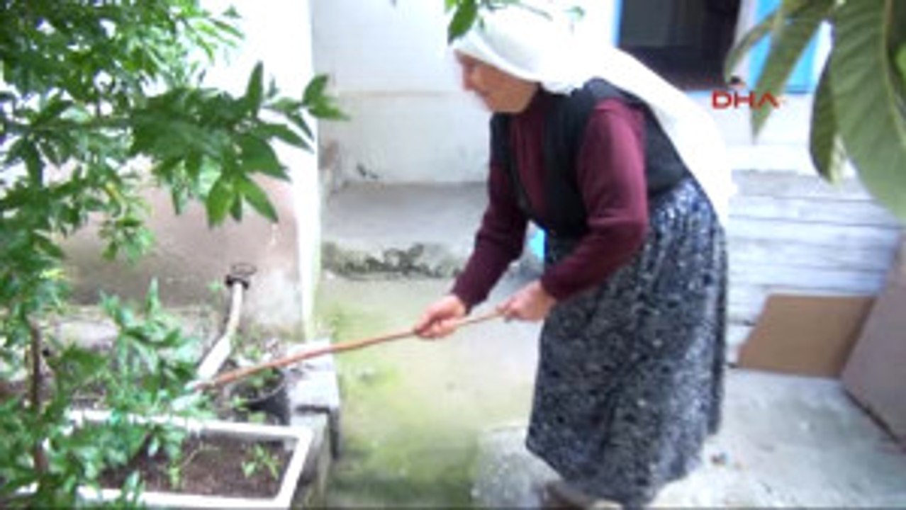 Denizli Halime Nine, Yamaç Paraşütüyle Tekrar A...