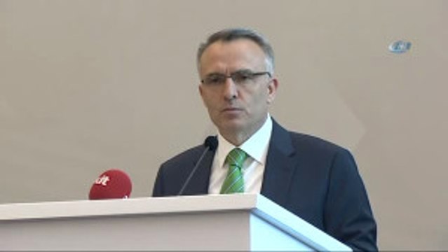 Maliye Bakanı Ağbal, Kayıt Dışı Ekonomiyle Mücadele Zirvesi'ne Katıldı