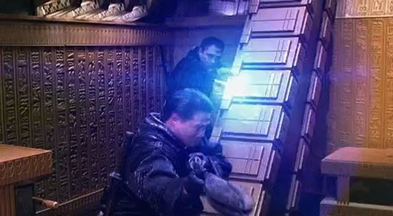 Stargate SG-1 - S 7 E 14 - Fallout