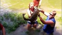 Top 10 Amazing Viral Videos 2017 Fishing Sexy Girls Cambodia Traditional Net Fishing Siem Reap