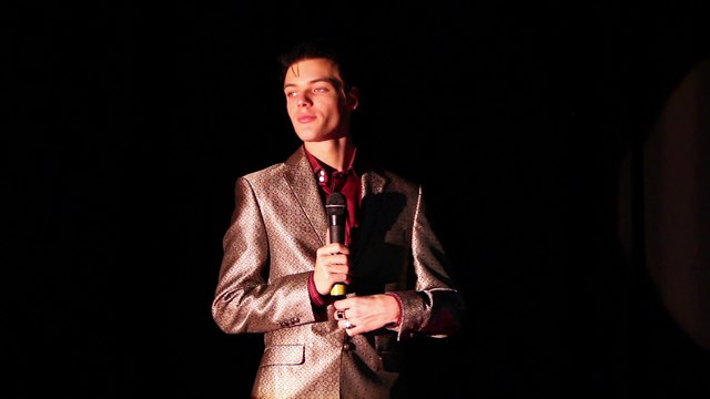 Alex Swindle sings 'Bridge Over Troubled Water' Sheffield Remembers 2016