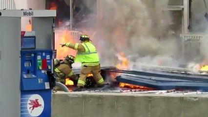 Une façade tombe sur un pompier durant un incendie