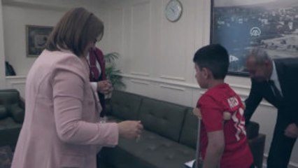 Terör Saldırısında Yüzünden Yaralanmıştı