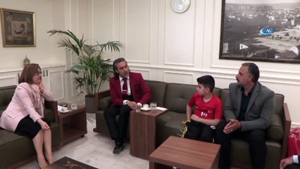 Canlı Bomba Saldırısında Yaralanan Çocuk Yeni Yüzüne Kavuştu