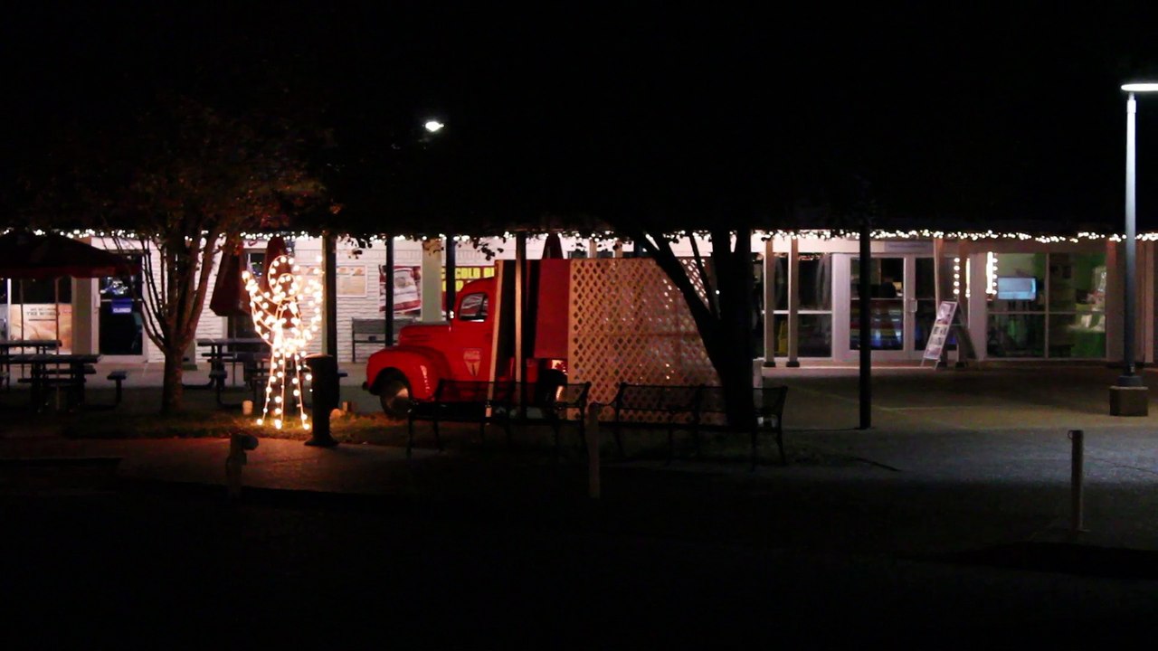 Franz Goovaerts walking through Elvis Presley's Graceland Plaza November 2015
