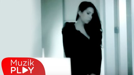 Tuğba Özerk - Gidesim Geldi