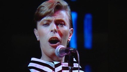David Bowie muestra toda sus caras ocultas en una gran exposición en Barcelona