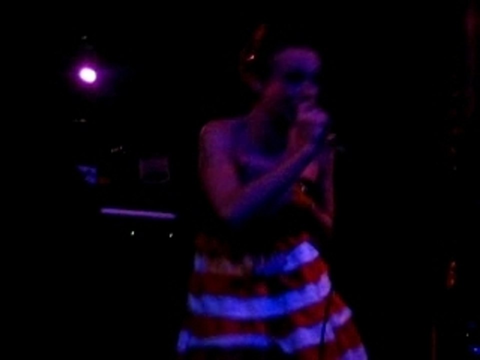 Simone elle est bonne à la Flèche d'or 3