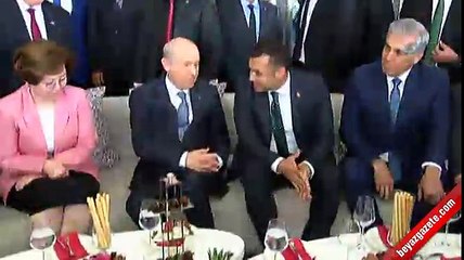 Bahçeli’nin Ferdi Tayfur şarkıları eşliğinde çay keyfi