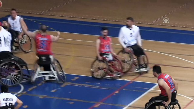 Tekerlekli Sandalye Basketbol Maçı