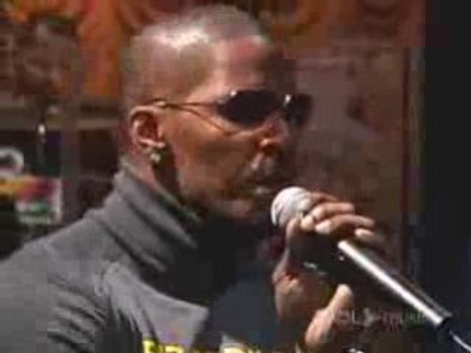Jamie Foxx - Do What It Do (Live)