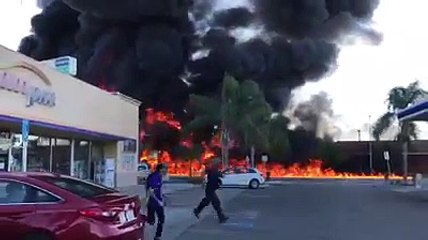 Incendie spectaculaire d'une station essence !