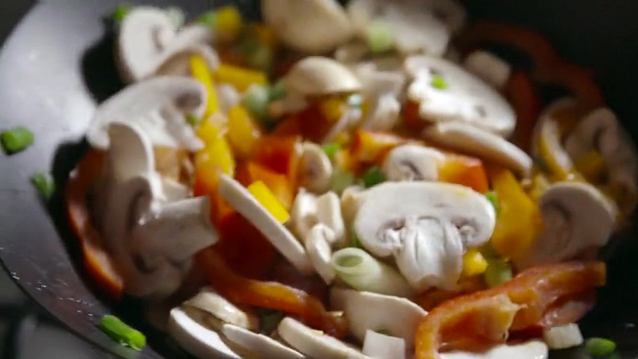 Stir Fry Slow Motion 3