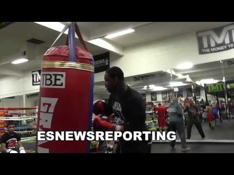 fighters working out at mayweather boxing club EsNews Boxing