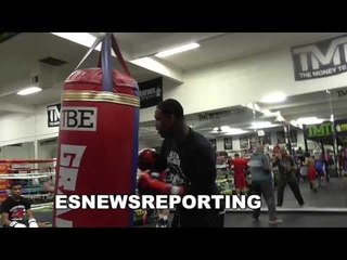 fighters working out at mayweather boxing club EsNews Boxing