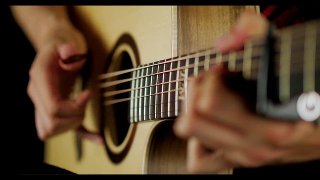 Despacito - Luis Fonsi ft. Justin Bieber Daddy Yankee Fingerstyle Guitar Cover [FREE TABS]