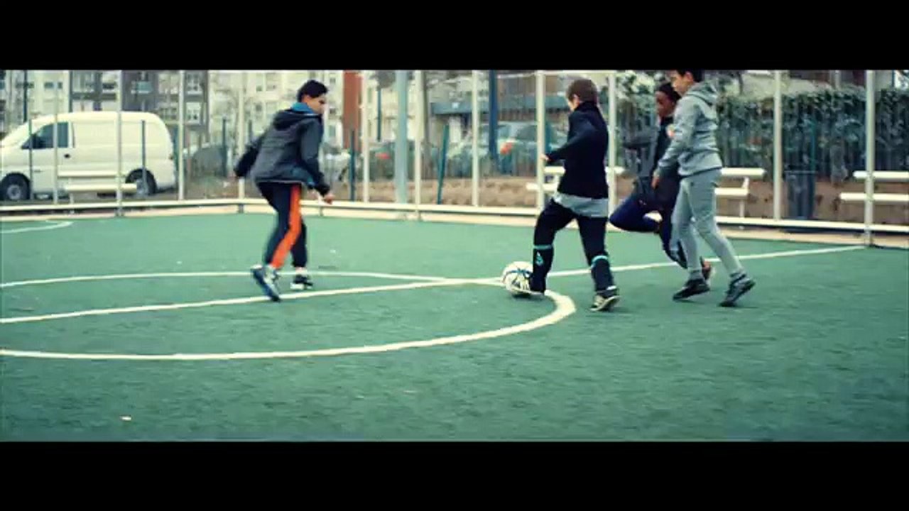 Ixzo - Plane (Clip officiel)