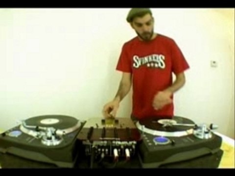 Dj Pone Scratching routine on a TTC instrumental