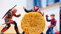 foto eccezionali con protagoniste action figures! - PROVA A NON RIDERE