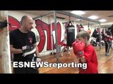 8 year old boxer explains why mike tyson beats holyfield - EsNews Boxing
