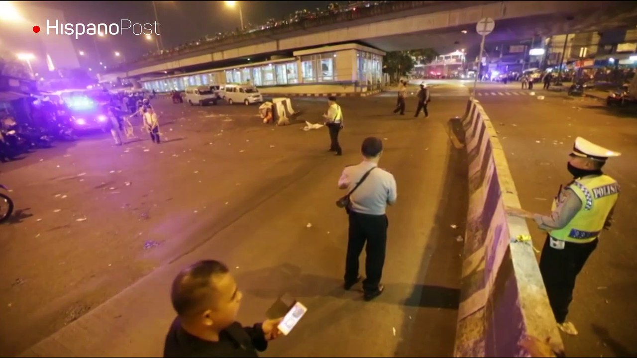 Terroristas suicidas hacen estallar terminal de autobuses en Indonesia