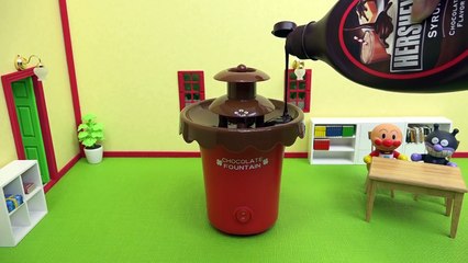 アンパンマンペロペロチョコレートとチョコレートファウンテン The Anpanman chocolate fondue fountain