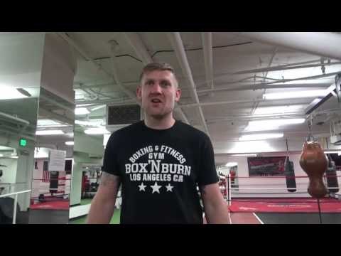 TONY JEFFRIES on brain injuries and boxing why head gear is important EsNews Boxing