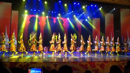 spectacle au théatre de Xinshuangbanna (Chine)