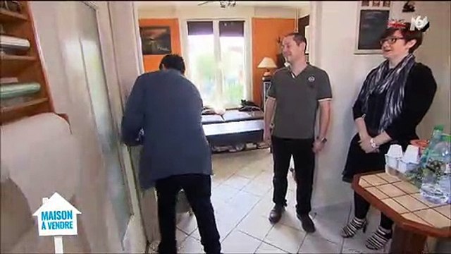 Stéphane Plaza dépité en voyant l'état d'un bien dans Maison à vendre - Regardez