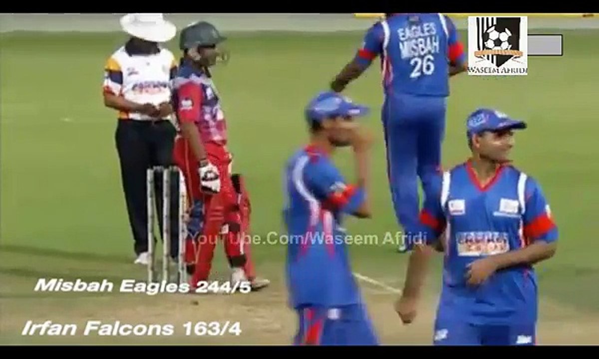 Misbah Ul Haq bowling for the first time in cricket history