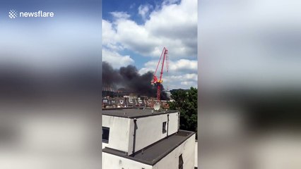 Fire brigade tackle major blaze in Islington
