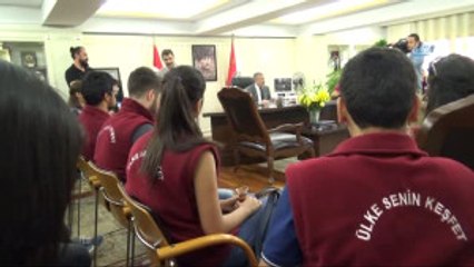 Emniyet Müdürü Çalışkan Diyarbakır'dan Gelen Öğrencileri Kabul Etti