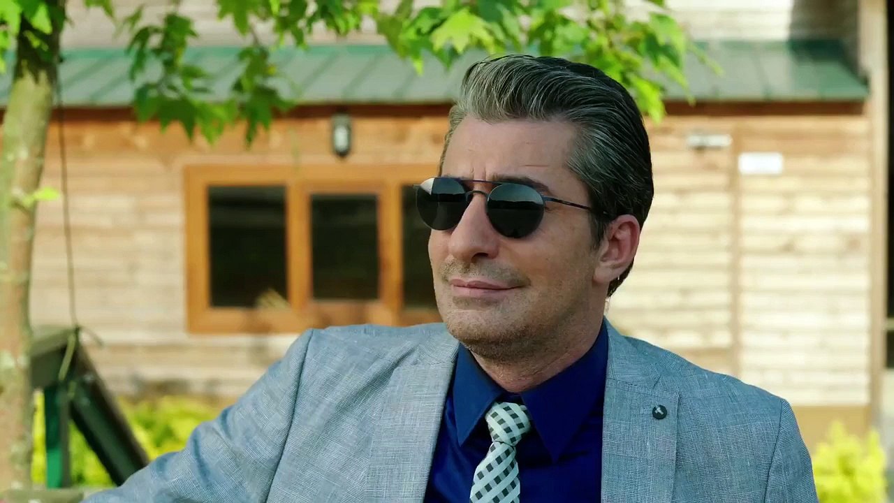 مسلسل حطام الحلقة 30 الجزء 1 مترجم