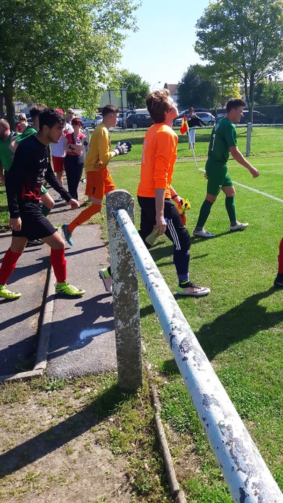 Entrée des joueurs demi-finale u17