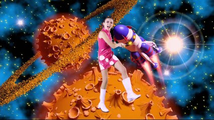 Ashley Lanzoni "Lips Are Movin'"