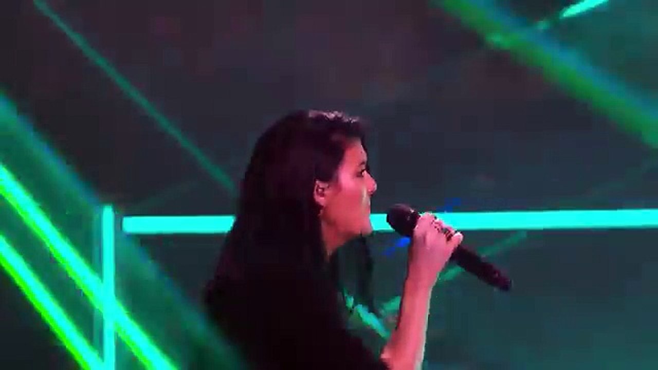 Ellen Reed vs Claire Howell   Unconditionally    The Voice Australia 2016