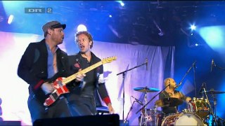 Coldplay - In My Place live @ Roskilde Festival 2009